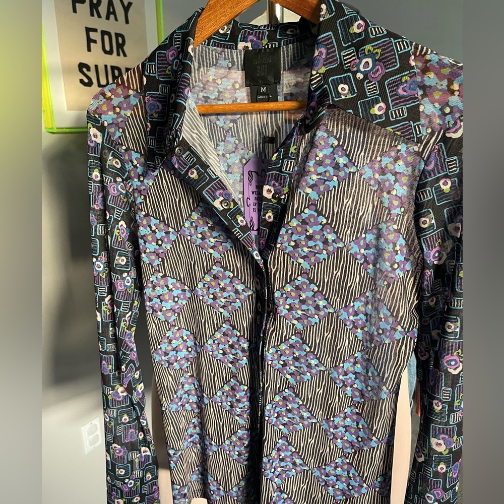 Anna Sui, Never Been Worn Floral — Deco Button-down Top 🦋